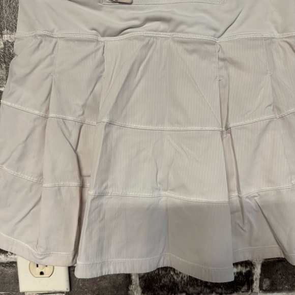 Lululemon Pace Rival Skirt (Tall) 4-way Stretch 15" White skort - Picture 9 of 10
